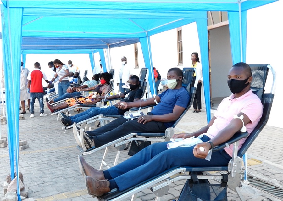 Voluntarios se movilizaron para suministrar reservas de bancos de sangre en Maputo, Mozambique2 min read