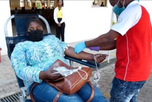 Voluntarios se movilizaron para suministrar reservas de bancos de sangre en Maputo, Mozambique