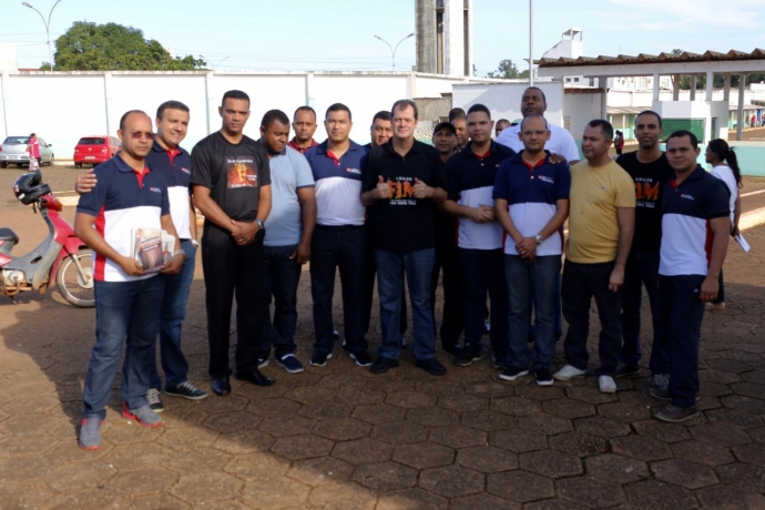 Universal evangeliza em frente a presídios de Porto Velho, Rondônia1 min read